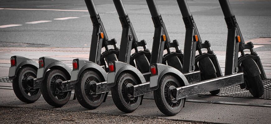 Parkende E-Scooter
